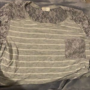 Xl Laced t shirt